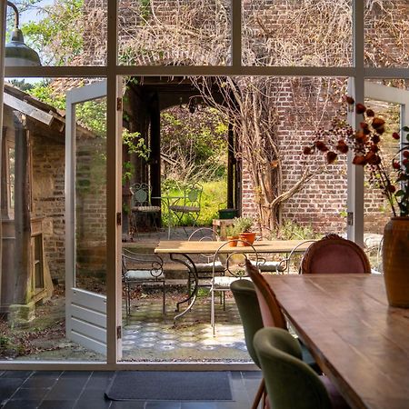 Maas Suites - The French House Lanaken Bagian luar foto